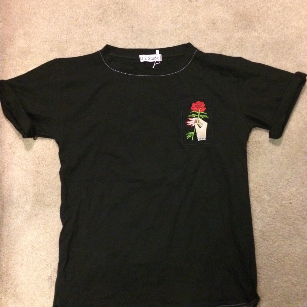 Cute Rose T shirt🥀